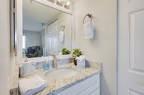 Bright Hudson Condo Rental w/ Gulf-view Balcony!