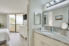 Bright Hudson Condo Rental w/ Gulf-view Balcony!