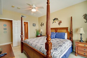 Beachfront Gulfport Vacation Rental w/ Balcony!