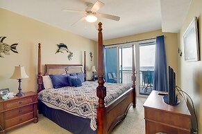 Beachfront Gulfport Vacation Rental w/ Balcony!