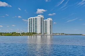 Luxe Resort Condo - 2 Mi to Daytona Beach!