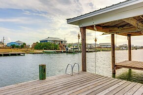 Dauphin Island Vacation Rental: Close to Beaches!