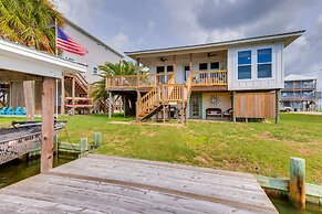 Dauphin Island Vacation Rental: Close to Beaches!