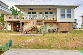 Dauphin Island Vacation Rental: Close to Beaches!