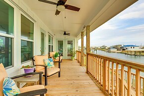 Dauphin Island Vacation Rental: Close to Beaches!