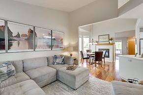 Tasteful Tualatin Home: 40 Mi to Willamette Valley