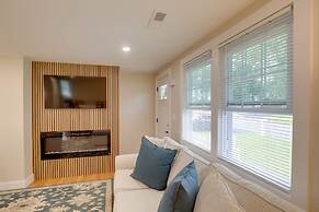Beautiful 3 BR Home w/ Workspace: 20 Min to Boston