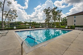 3 Mi to Beaches: Naples Condo w/ Pool Access!