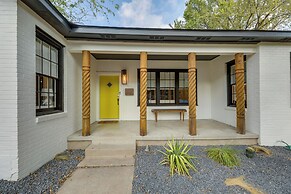 2 Mi to Downtown Austin: Family Home w/ Porch!