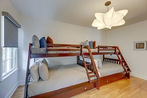 2 Mi to Downtown Austin: Family Home w/ Porch!