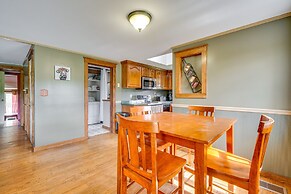 Buskirk Vacation Rental w/ Deck & Putting Green!