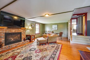 Buskirk Vacation Rental w/ Deck & Putting Green!