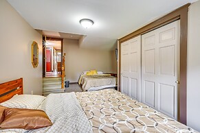 Buskirk Vacation Rental w/ Deck & Putting Green!