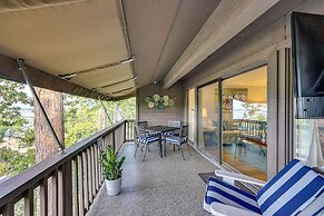 Updated Hot Springs Condo w/ Lakefront Balcony!