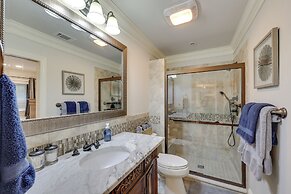 Luxury Lakefront Hot Springs Condo w/ Pools!