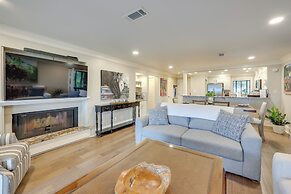 Luxury Lakefront Hot Springs Condo w/ Pools!