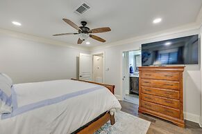 Luxury Lakefront Hot Springs Condo w/ Pools!