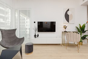 Lux Apartment Kasprzaka 29 by Renters