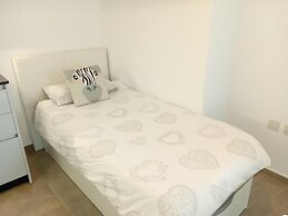 Beautiful Studio in Gibraltar - E1