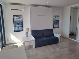 Beautiful Studio in Gibraltar - E1
