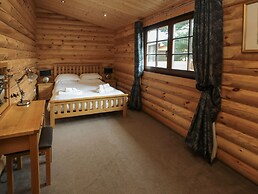 Welcome Hjem Log Cabin