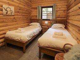 Welcome Hjem Log Cabin