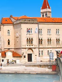 Trogir Hotels