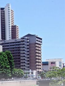 尼崎市家酒店